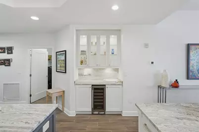 17715 Gulf Boulevard #306, Redington Shores, FL 33708 - Photo 11