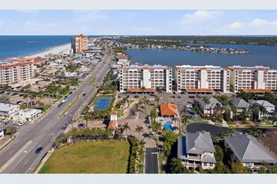 17715 Gulf Boulevard #306, Redington Shores, FL 33708 - Photo 3