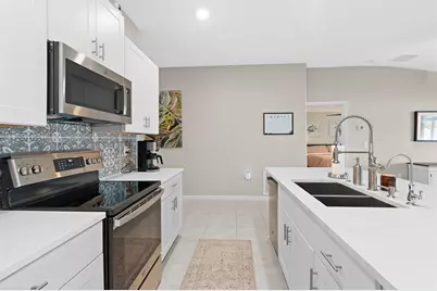 7166 Samuel Ivy Drive, Tampa, FL 33619 - Photo 23