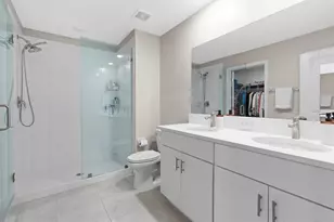 7166 Samuel Ivy Dr, Tampa, FL 33619 - Photo 35