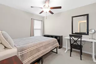 7166 Samuel Ivy Dr, Tampa, FL 33619 - Photo 15