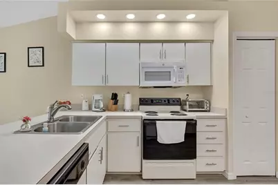 7274 Aloe Drive, Spring Hill, FL 34607 - Photo 13