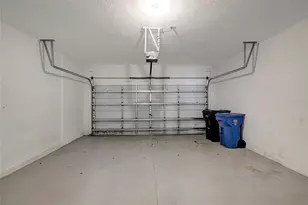 10653 Pictorial Park Dr, Tampa, FL 33647 - Photo 25