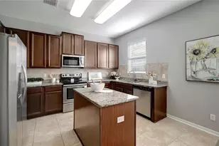 10653 Pictorial Park Dr, Tampa, FL 33647 - Photo 15