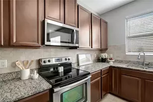 10653 Pictorial Park Dr, Tampa, FL 33647 - Photo 21