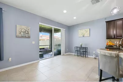 11204 Coventry Grove Circle, Lithia, FL 33547 - Photo 11
