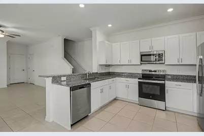 36456 Well Hill Way, Zephyrhills, FL 33541 - Photo 9