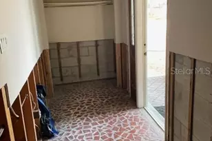 1924 62nd Ave NE, Saint Petersburg, FL 33702 - Photo 5