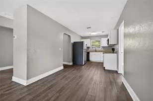 4621 25th Ave S, Saint Petersburg, FL 33711 - Photo 5