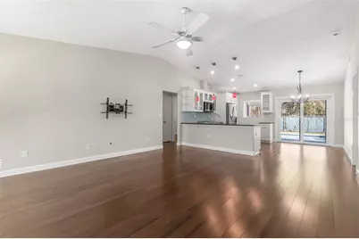 3309 W Napoleon Avenue, Tampa, FL 33611 - Photo 3