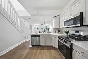 5352 Neil Dr, Saint Petersburg, FL 33714 - Photo 5