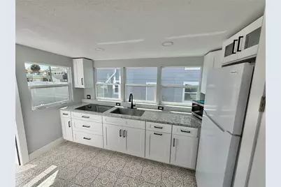 2728 1st Avenue S, Saint Petersburg, FL 33712 - Photo 3