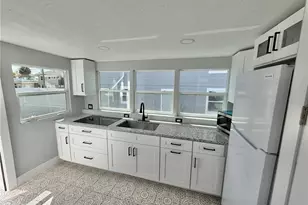 2728 1st Ave S, Saint Petersburg, FL 33712 - Photo 3