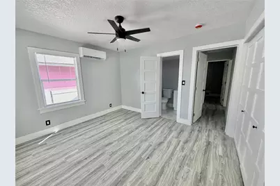 2728 First Avenue S, Saint Petersburg, FL 33712 - Photo 7