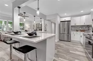 6660 17th Ln N, Saint Petersburg, FL 33702 - Photo 7