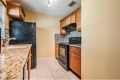 104 Cordova Green, Seminole, FL 33777 - Photo 5