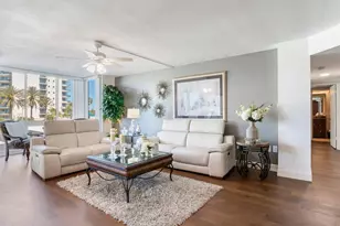 660 Island Way, Clearwater Beach, FL 33767 - Photo 17