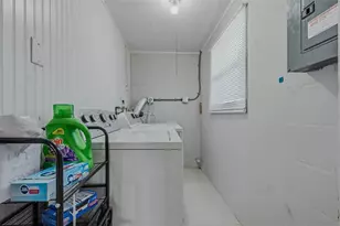 10480 111th Ave, Largo, FL 33773 - Photo 27