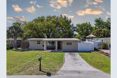 10480 111th Avenue, Largo, FL 33773 - Photo 1