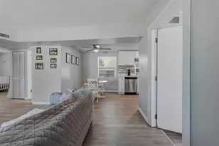 10480 111th Ave, Largo, FL 33773 - Photo 9