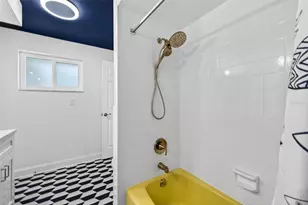 1435 48th Ave NE, Saint Petersburg, FL 33703 - Photo 31