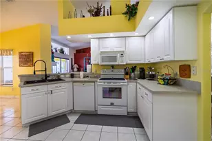 9105 Robin Nest Dr, Hudson, FL 34669 - Photo 9