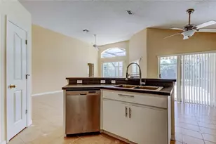 10002 Oasis Palm Dr, Tampa, FL 33615 - Photo 23