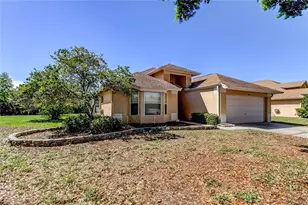 10002 Oasis Palm Dr, Tampa, FL 33615 - Photo 3