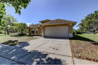 10002 Oasis Palm Drive, Tampa, FL 33615 - Photo 5