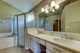 10002 Oasis Palm Dr, Tampa, FL 33615 - Photo 37