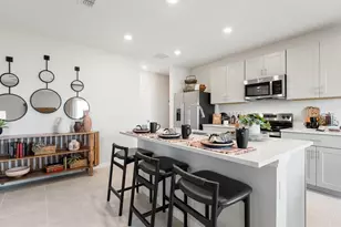 9329 Chiswell Trl, Palmetto, FL 34221 - Photo 15