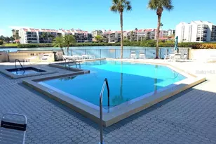 7400 Sun Island Dr S, South Pasadena, FL 33707 - Photo 13