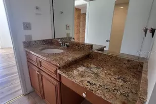 7400 Sun Island Dr S, South Pasadena, FL 33707 - Photo 11