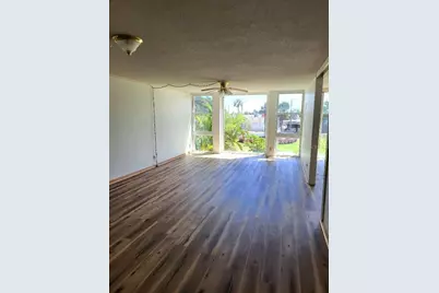 7400 Sun Island Drive S #205, South Pasadena, FL 33707 - Photo 3