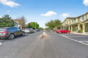 2713 Lantern Hill Ave, Brandon, FL 33511 - Photo 25