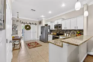 2713 Lantern Hill Ave, Brandon, FL 33511 - Photo 9