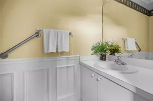 2175 Oak Forest Ln, Palm Harbor, FL 34683 - Photo 21