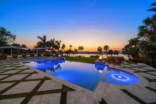 110 Harbor View Ln, Belleair Bluffs, FL 33770 - Photo 1