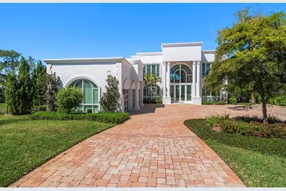 110 Harbor View Lane, Belleair Bluffs, FL 33770 - Photo 9
