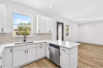 1145 29th Street S, Saint Petersburg, FL 33712 - Photo 17