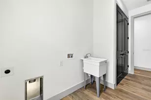 1145 29th St S, Saint Petersburg, FL 33712 - Photo 33