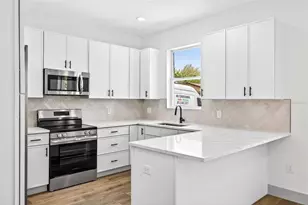 1145 29th St S, Saint Petersburg, FL 33712 - Photo 15