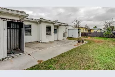 245 145th Avenue E, Madeira Beach, FL 33708 - Photo 7