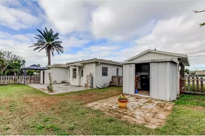 245 145th Avenue E, Madeira Beach, FL 33708 - Photo 5