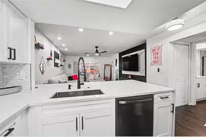 5197 Silent Loop #121, New Port Richey, FL 34652 - Photo 11