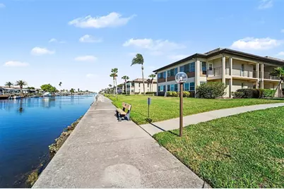 5197 Silent Loop #121, New Port Richey, FL 34652 - Photo 25