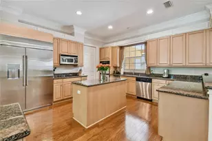 17011 Candeleda De Avila, Tampa, FL 33613 - Photo 15