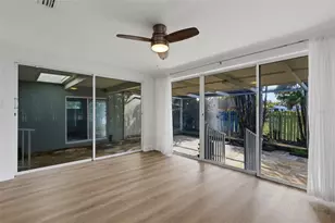 7912 Garden Dr N, Saint Petersburg, FL 33710 - Photo 23