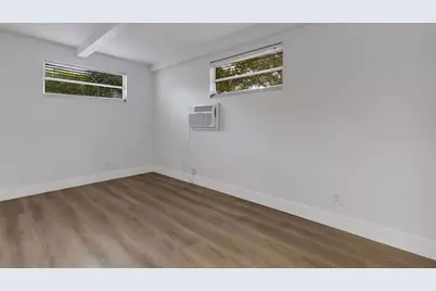 7912 Garden Drive N, Saint Petersburg, FL 33710 - Photo 39