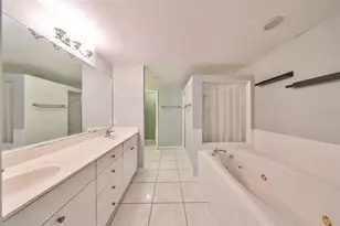 521 Pinellas Bayway S, Saint Petersburg, FL 33715 - Photo 29